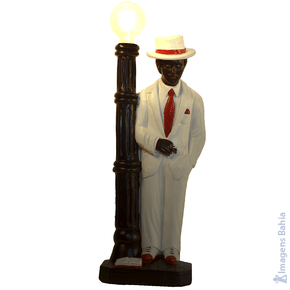 Imagem de Zé Pelintra no poste iluminado de 60cm